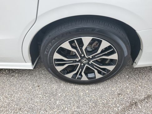 Certified 2025 Honda Odyssey Elite image 11