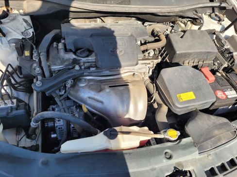 Used 2013 Toyota Camry SE image 18