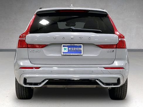 Used 2024 Volvo XC60 B5 Plus w/ Protection Package Premier AWD/4WD image 5