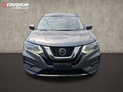 Used 2018 Nissan Rogue S AWD/4WD image 2