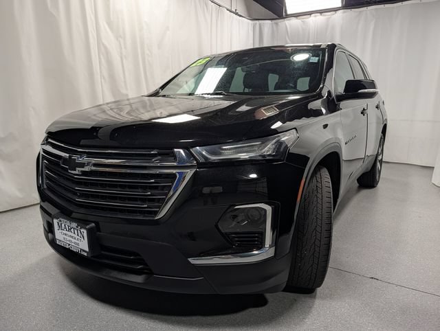 Certified 2023 Chevrolet Traverse LT w/ LT Premium Package AWD/4WD image 8