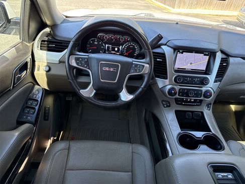 Used 2017 GMC Yukon SLT image 13