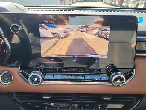 New 2026 GMC Canyon AT4 image 29