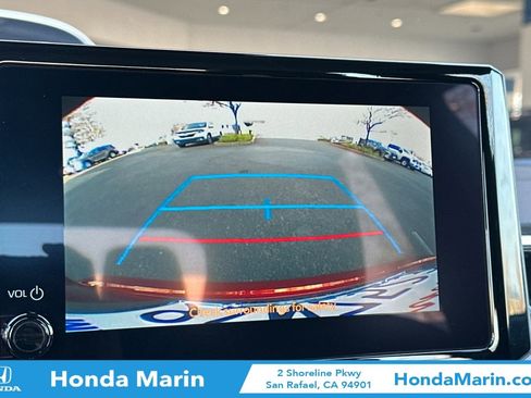 Used 2025 Toyota Corolla LE image 23