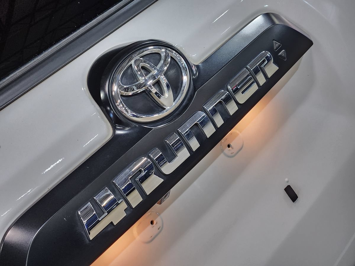 Used 2021 Toyota 4Runner TRD Off-Road Premium AWD/4WD image 22