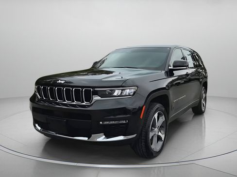 Used 2024 Jeep Grand Cherokee L Limited image 10