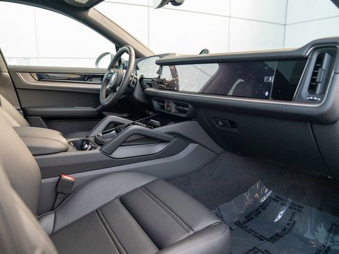 New 2026 Porsche Cayenne E-Hybrid image 26