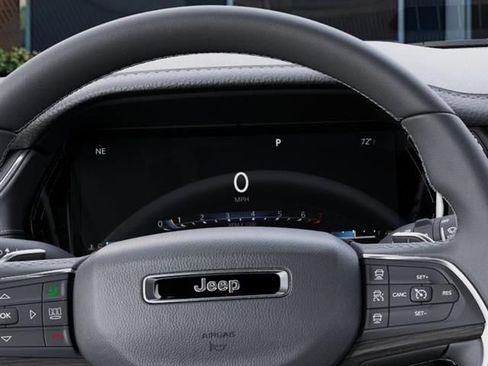 New 2026 Jeep Grand Cherokee Limited image 17