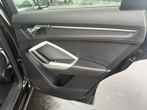 Used 2021 Audi Q3 2.0T Premium w/ Convenience Package image 17