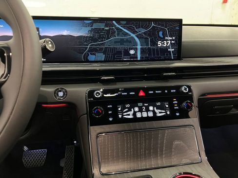 New 2026 Genesis GV80 3.5T Prestige image 20