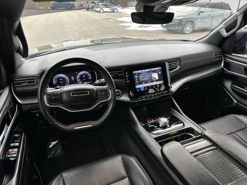 Used 2023 Jeep Wagoneer Series II image 21