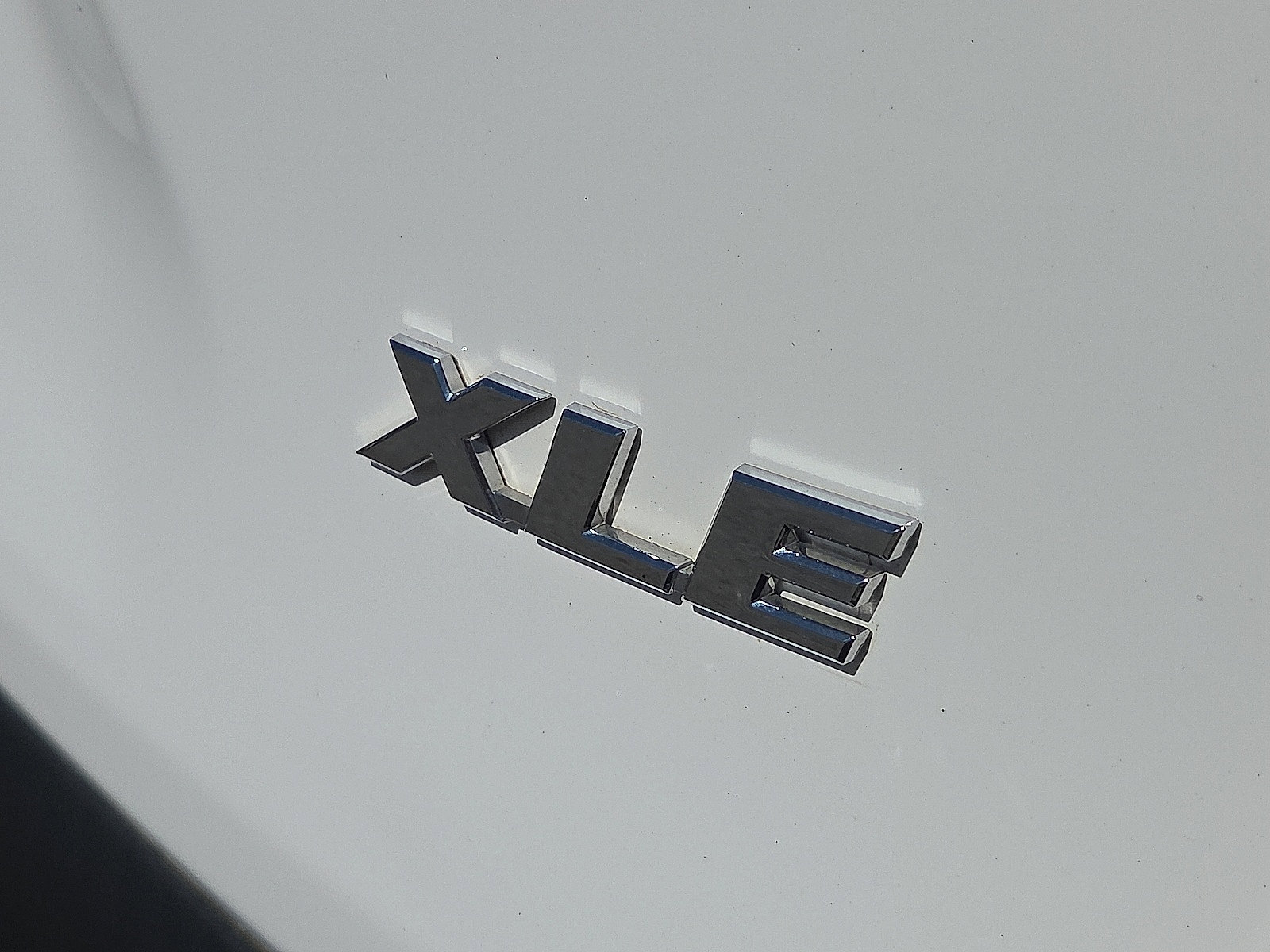 Used 2025 Toyota RAV4 XLE FWD image 8