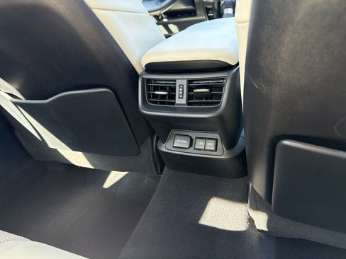 Used 2023 Lexus ES 250 w/ Premium Package image 13