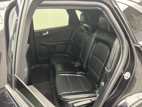 Certified 2024 Ford Escape Platinum image 12