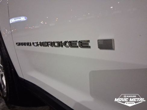 Used 2023 Jeep Grand Cherokee L Laredo w/ Luxury Tech Group I image 21