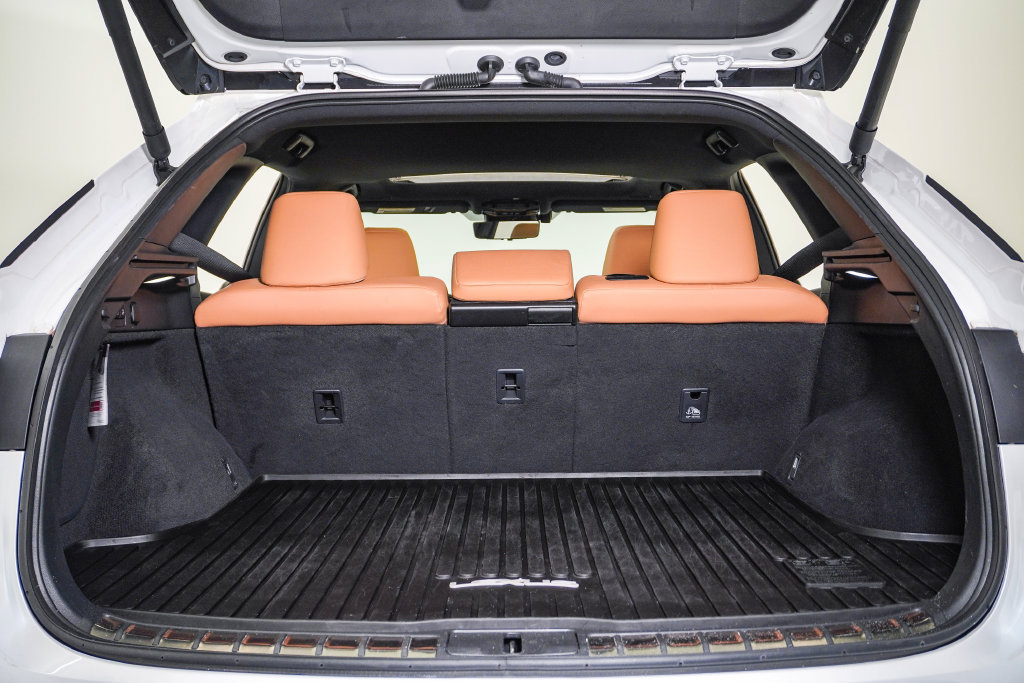Used 2023 Lexus RX 350 Premium Plus w/ Accessory Package AWD/4WD image 27