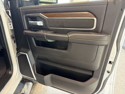 Used 2024 RAM 2500 Laramie w/ Protection Group image 46