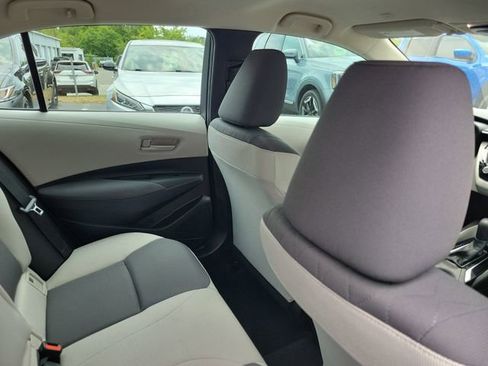 Used 2024 Toyota Corolla LE FWD image 27
