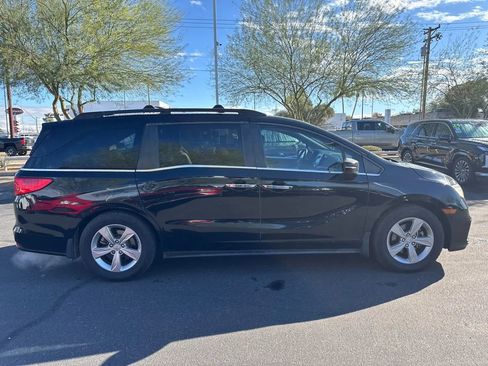 Used 2018 Honda Odyssey EX-L image 4