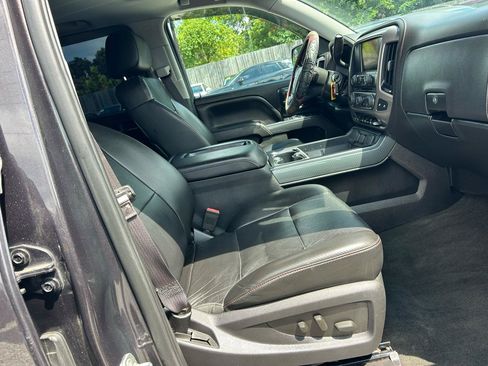 Used 2014 GMC Sierra 1500 SLT w/ All-Terrain Package AWD/4WD image 9