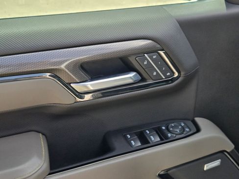 Used 2023 Chevrolet Silverado 1500 ZR2 w/ ZR2 Bison Edition image 12