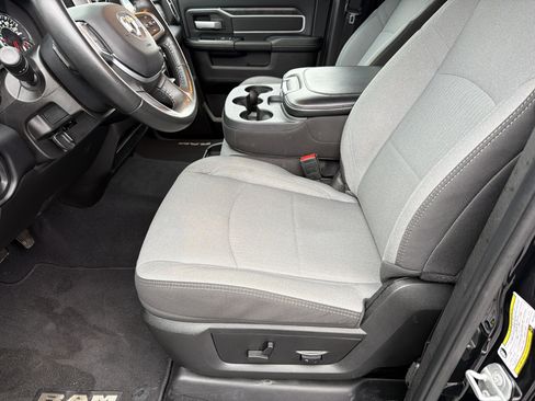 Used 2024 RAM 2500 Big Horn image 10