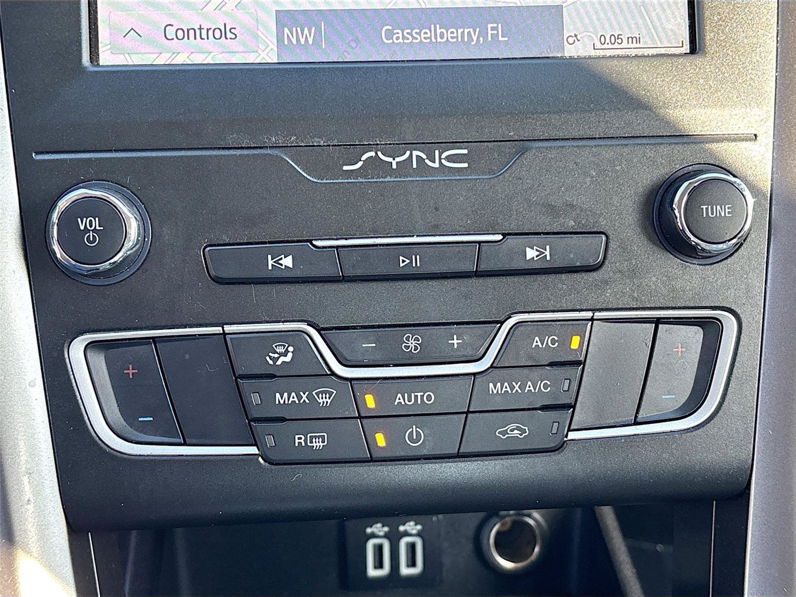 Used 2019 Ford Fusion S FWD image 16