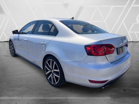Used 2013 Volkswagen Jetta GLI image 8