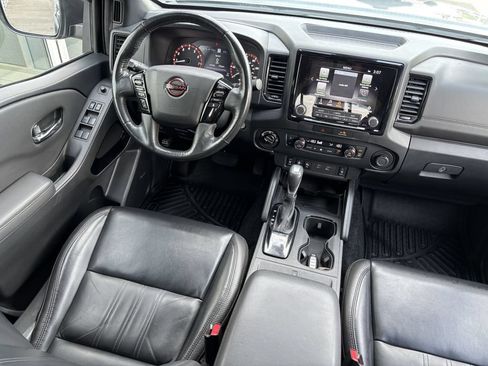 Used 2022 Nissan Frontier PRO-4X AWD/4WD image 18