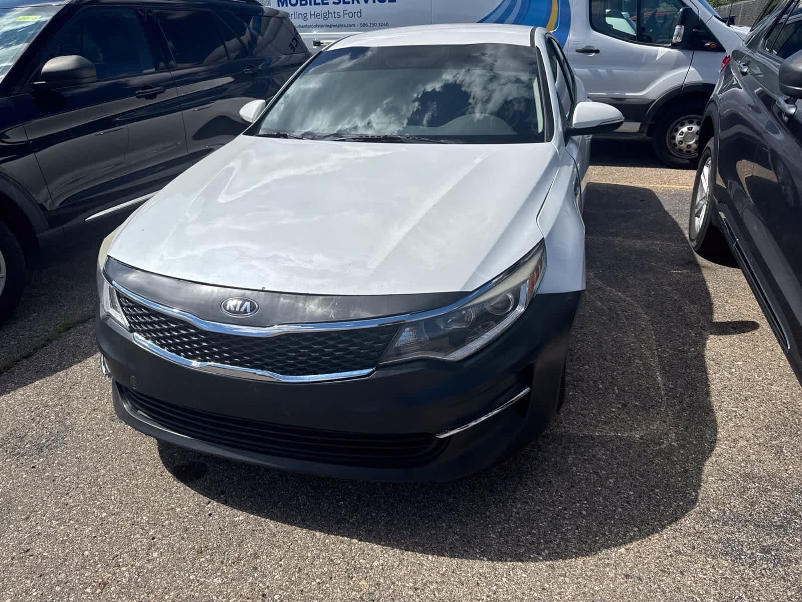 Used 2016 Kia Optima LX FWD image 1