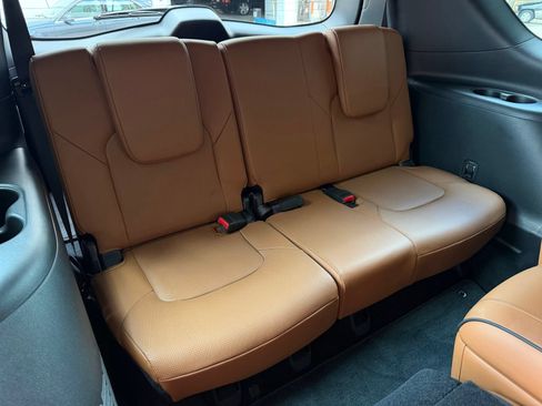Used 2023 INFINITI QX80 Sensory w/ Cargo Package RWD image 25