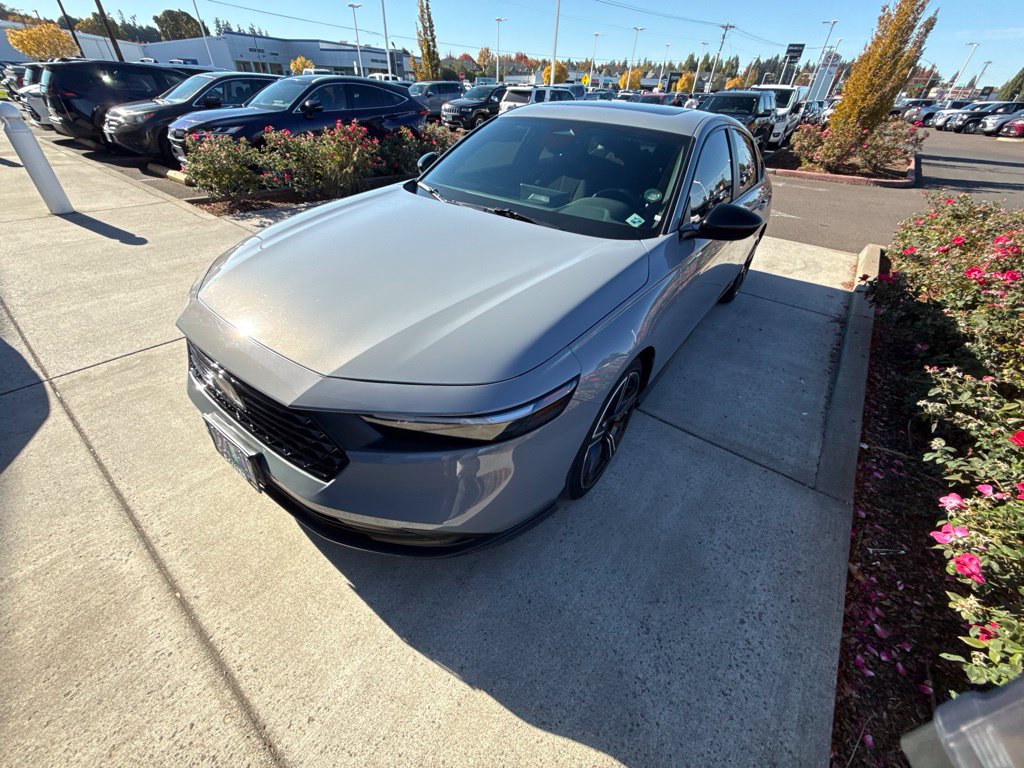 Used 2026 Honda Accord Sport image 1