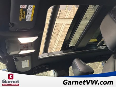 Used 2022 Toyota RAV4 XSE image 21