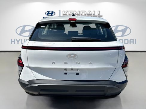 New 2027 Hyundai Kona SE FWD image 5