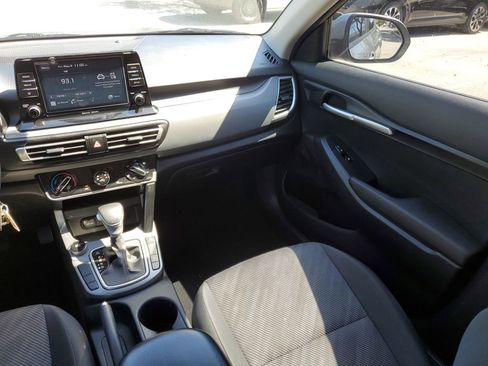 Used 2023 Kia Seltos LX AWD/4WD image 13
