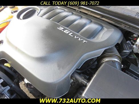 Used 2014 Chrysler 200 Limited w/ Sun/Sound Group image 31