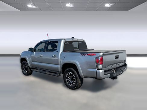 Certified 2023 Toyota Tacoma TRD Sport image 3