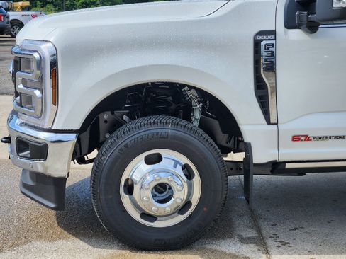 New 2026 Ford F350 King Ranch w/ Chrome Package AWD/4WD image 9