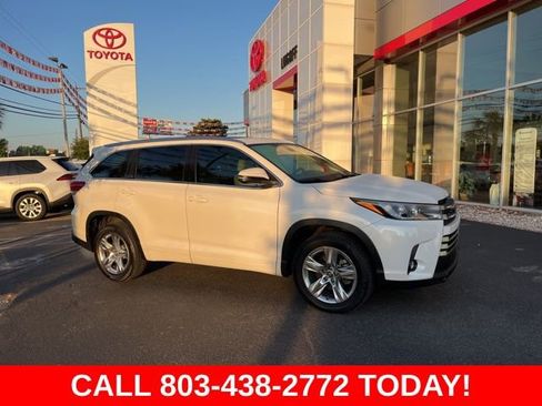 Used 2019 Toyota Highlander Limited image 2