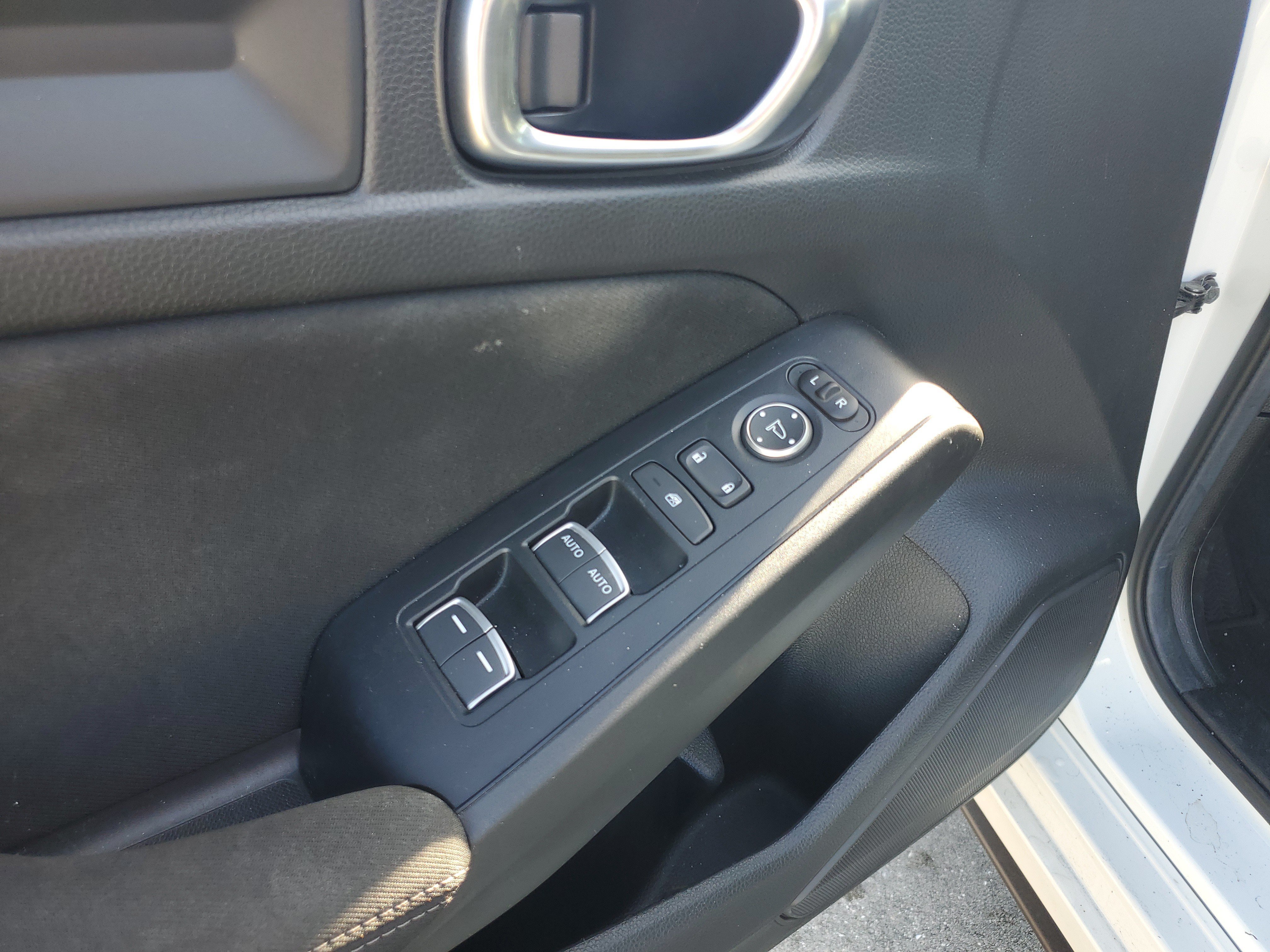 Used 2024 Honda Civic Sport image 19