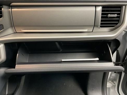 Used 2024 Ford Expedition XLT image 29