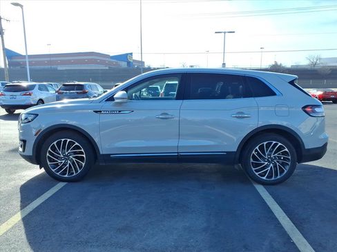 Used 2020 Lincoln Nautilus Reserve image 4