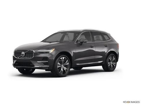 Used 2023 Volvo XC60 B5 Plus w/ Climate Package AWD/4WD image 1