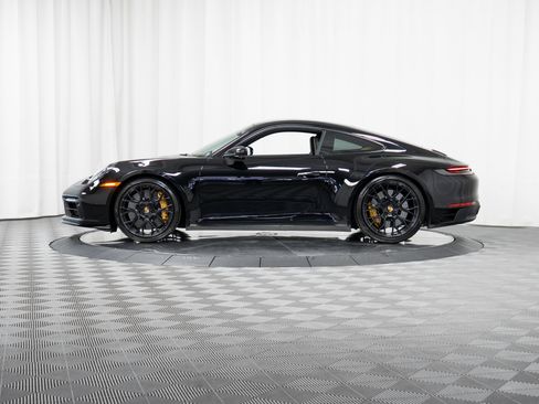 Used 2023 Porsche 911 Carrera GTS RWD image 33
