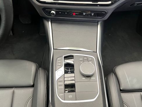 Used 2024 BMW 330i Sedan RWD image 12