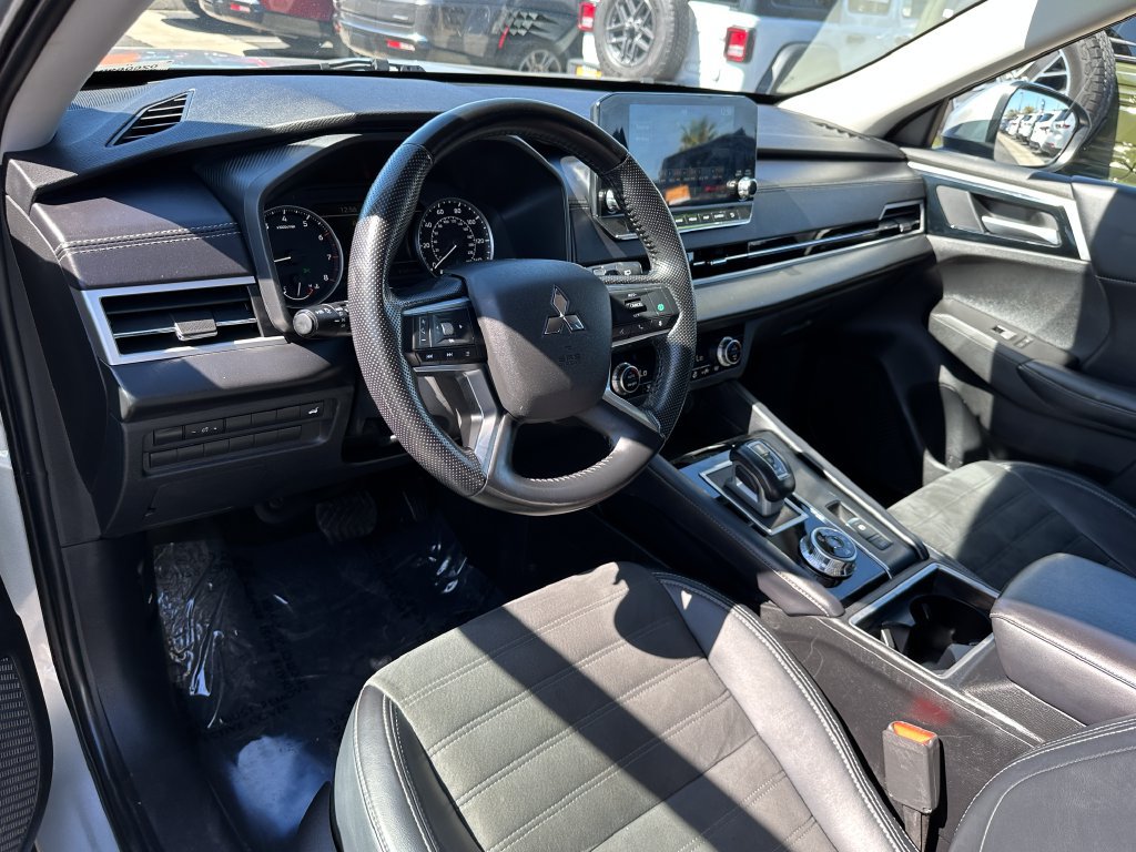 Used 2024 Mitsubishi Outlander SE AWD/4WD image 26