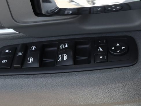 Used 2016 RAM 1500 Big Horn RWD image 17