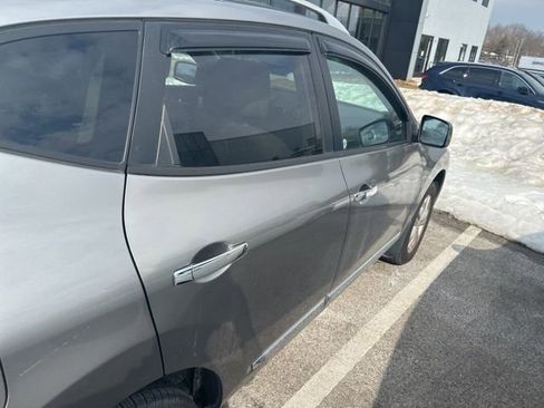 Used 2013 Nissan Rogue SV w/ Premium Pkg image 21