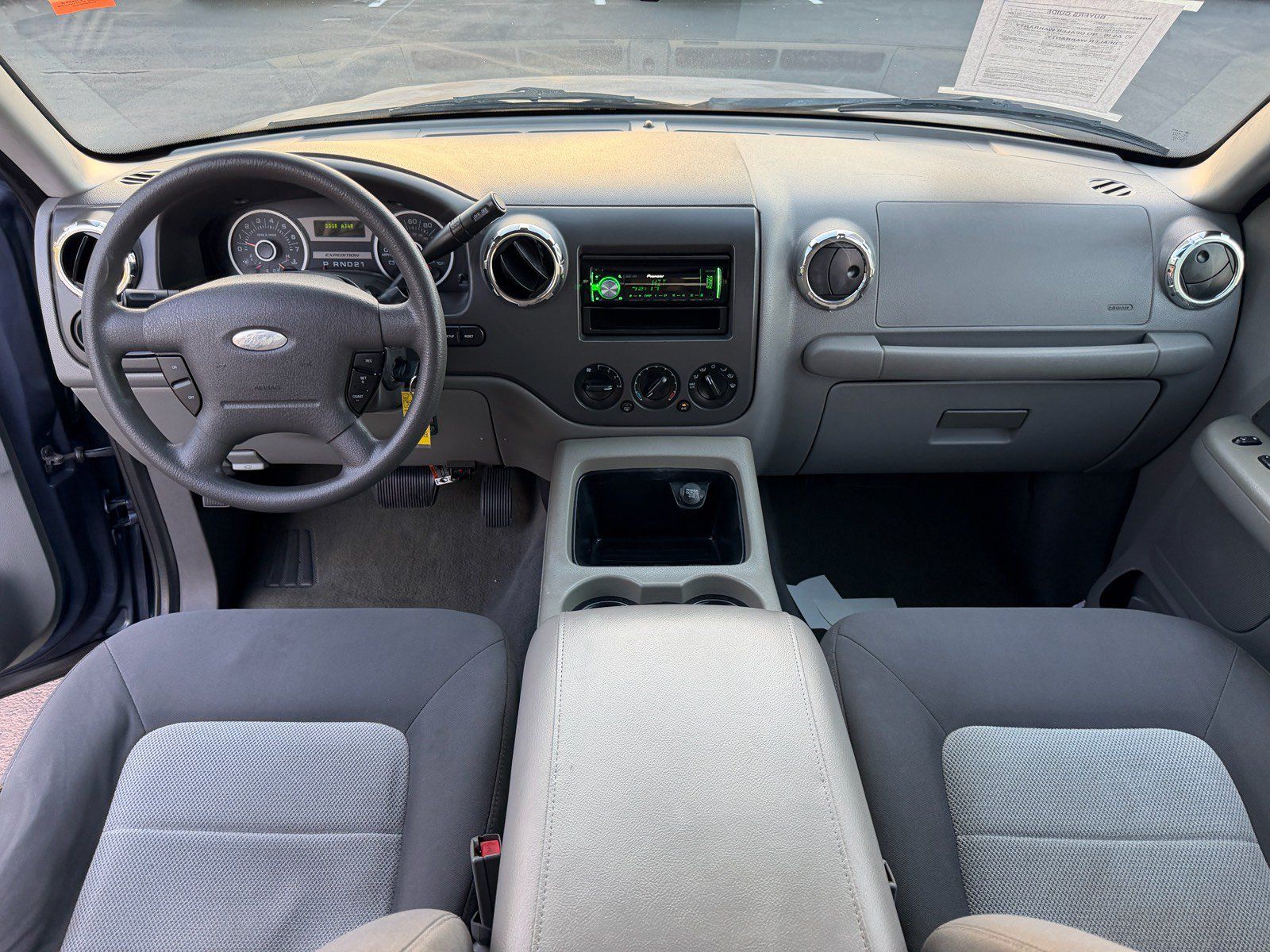Used 2006 Ford Expedition XLT RWD image 17