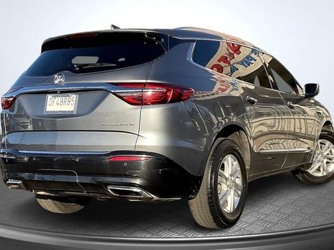 Used 2019 Buick Enclave Essence image 13